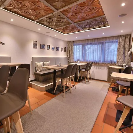 Hotel Garni Fiegl Apart-2